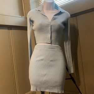 Fitted 2 piece skirt set.  .